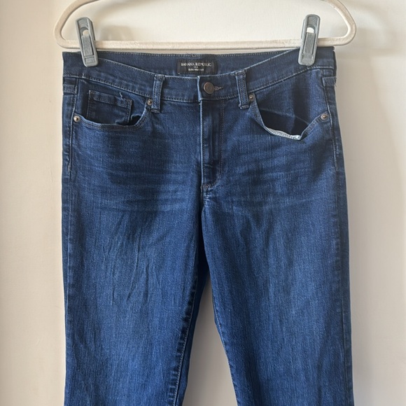 EUC Banana Republic Slim Bootcut Jeans - Picture 2 of 6